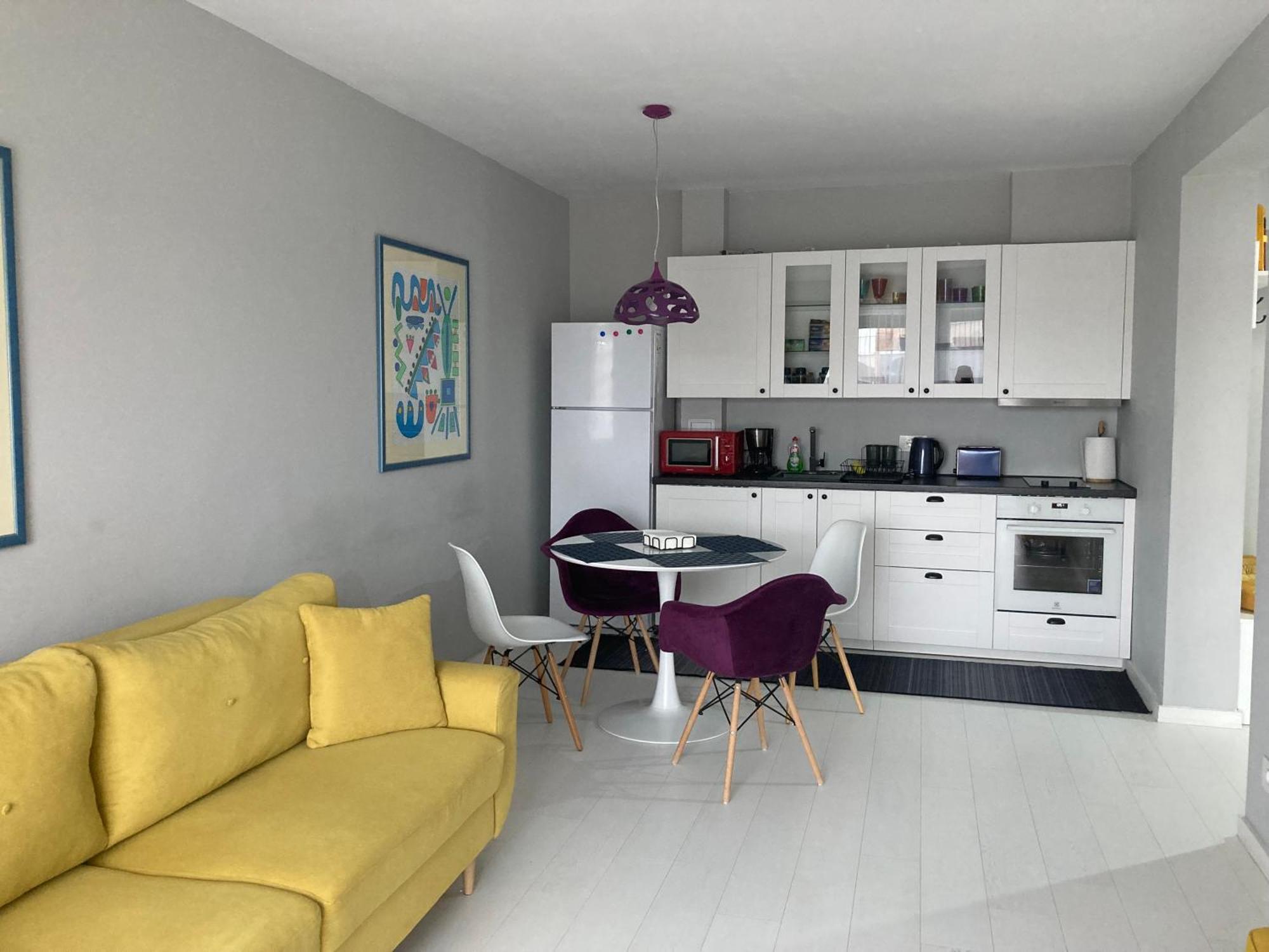 Apartamentul Max, Practic Si Confortabil Gran Varadino Esterno foto