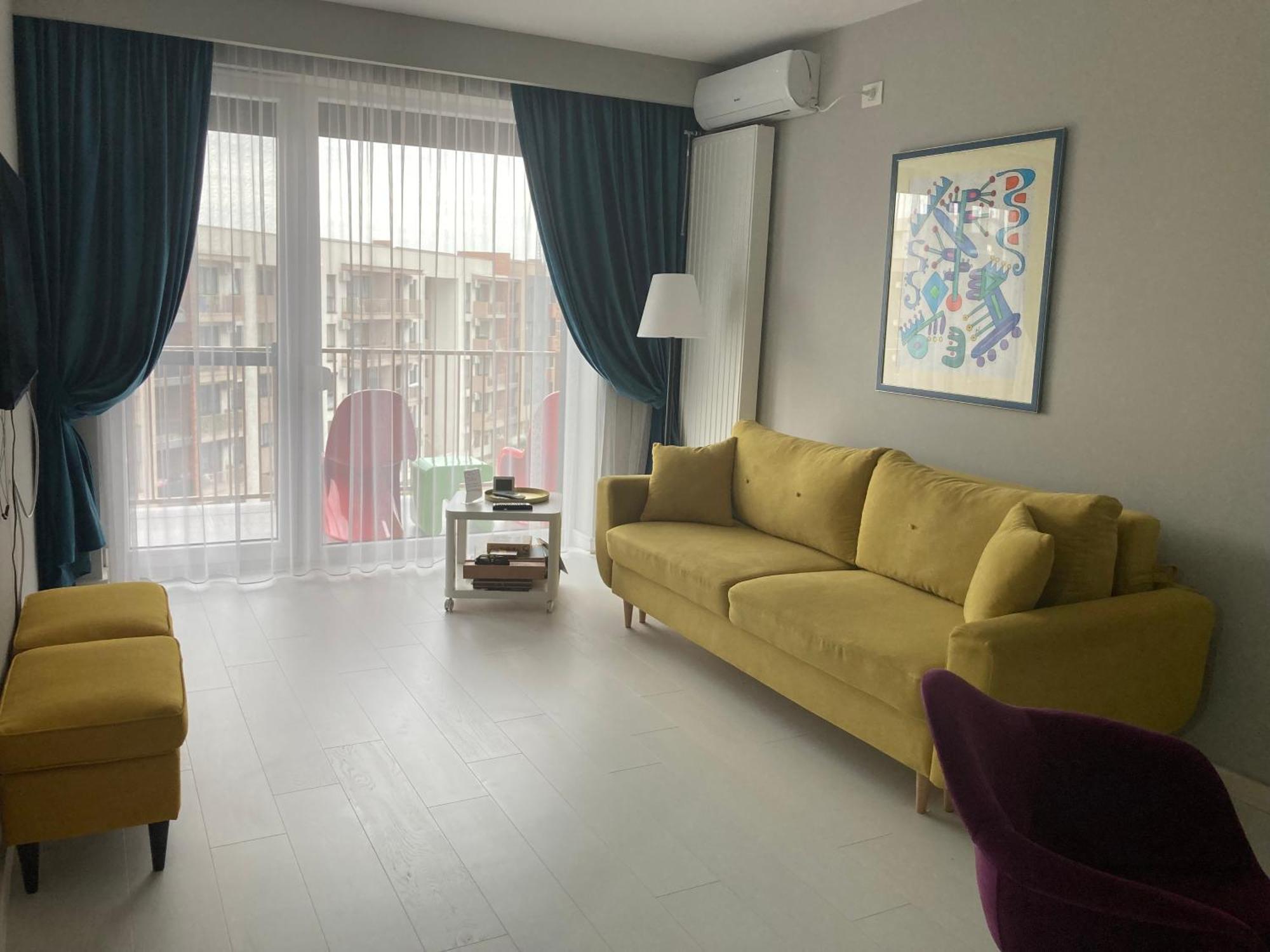 Apartamentul Max, Practic Si Confortabil Gran Varadino Esterno foto